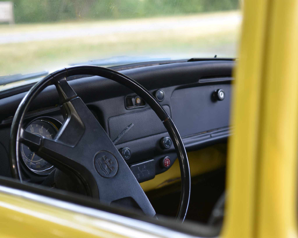 1972 Super Beetle interior pic