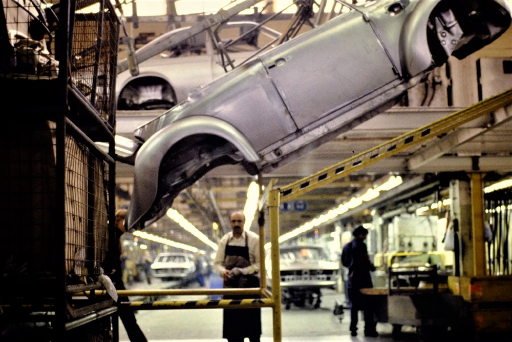 1979 Super Beetle being painted
