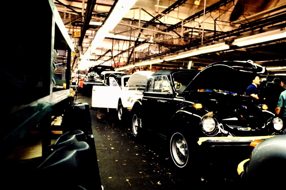 VW Beetles continue through the factory