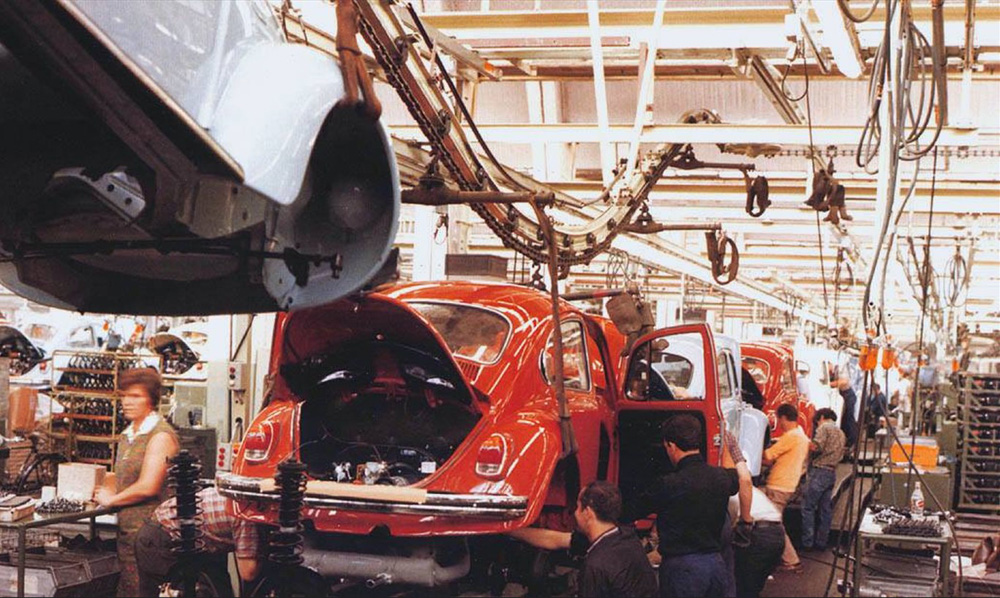 VW Beetle production line